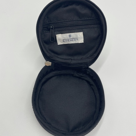 Givenchy 90s Vintage Coin Purse - Picture 2 of 4